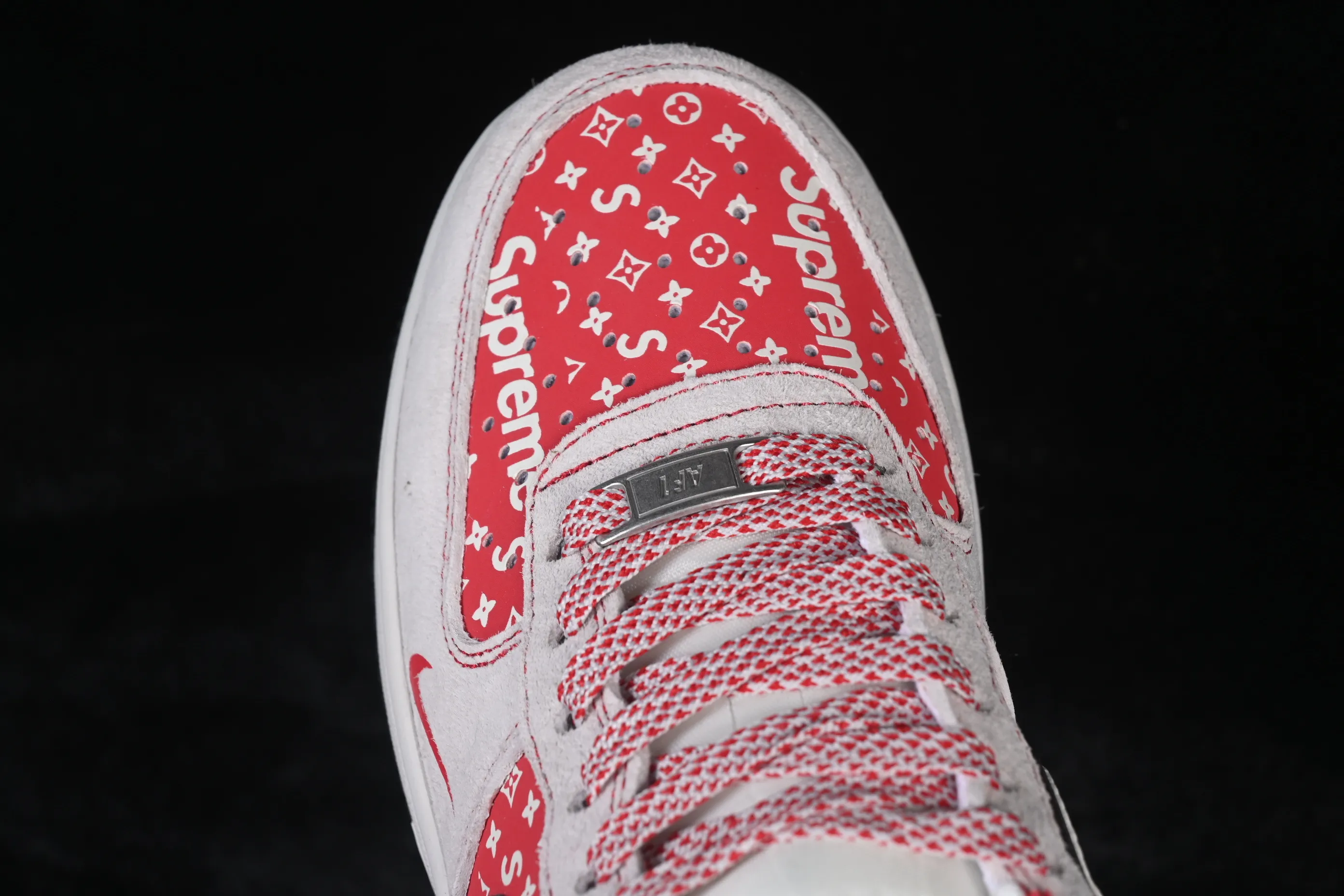 All categories Nk Air Force 1 Air Force series Nk Air Force 1 Low Air Force low-top Nike Air Force 1'07 Low red and white presbyopic stitching Air Force 1 low-top casual sneakers JP2026-131